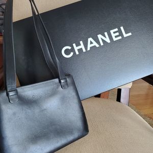 Chanel bag - black- EUC